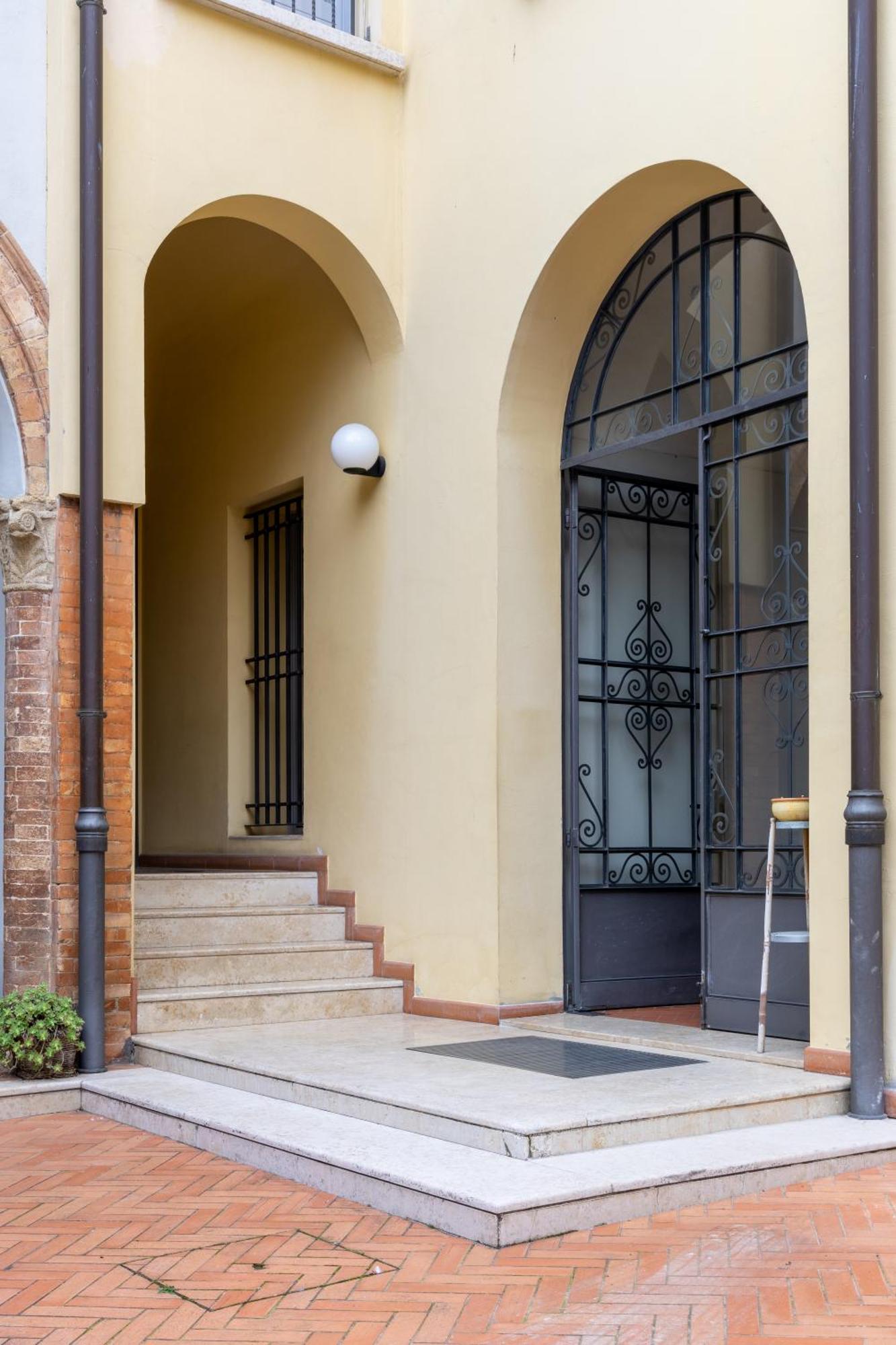 Casa Petrucci Centro Storico Leilighet Forlì Eksteriør bilde